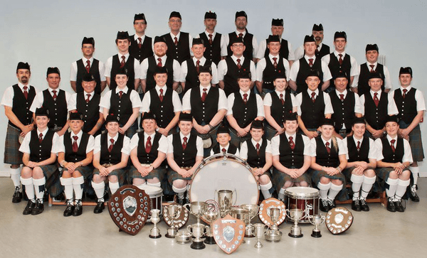 Stockbridge Pipe Band sits for it's photograph