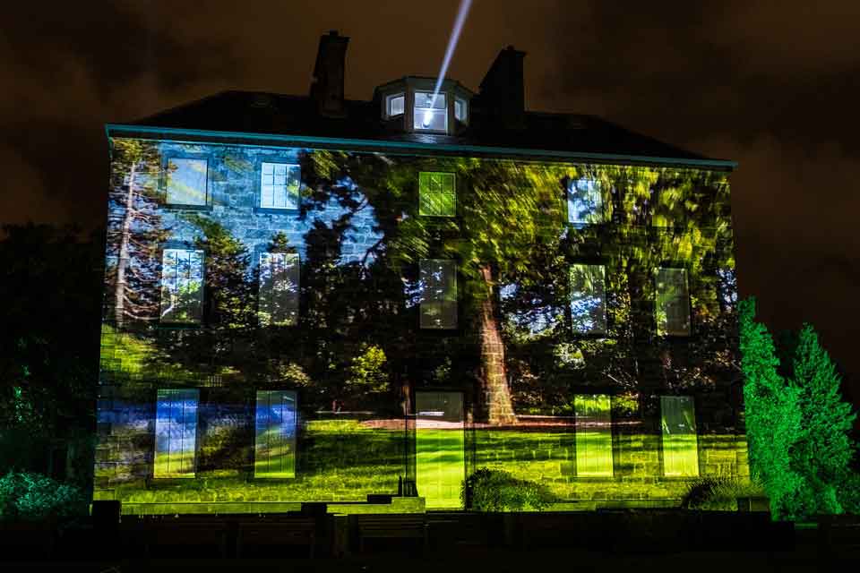 Time-lapse Showcases Botanic Lights photo